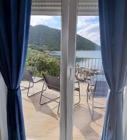 Βίλα Private By The Sea *